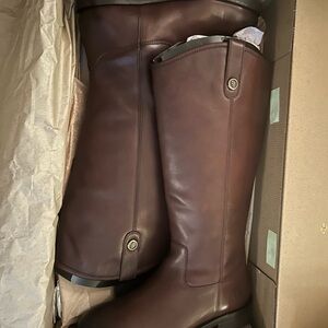 FRYE AND CO. Women's Brown Leather Boots